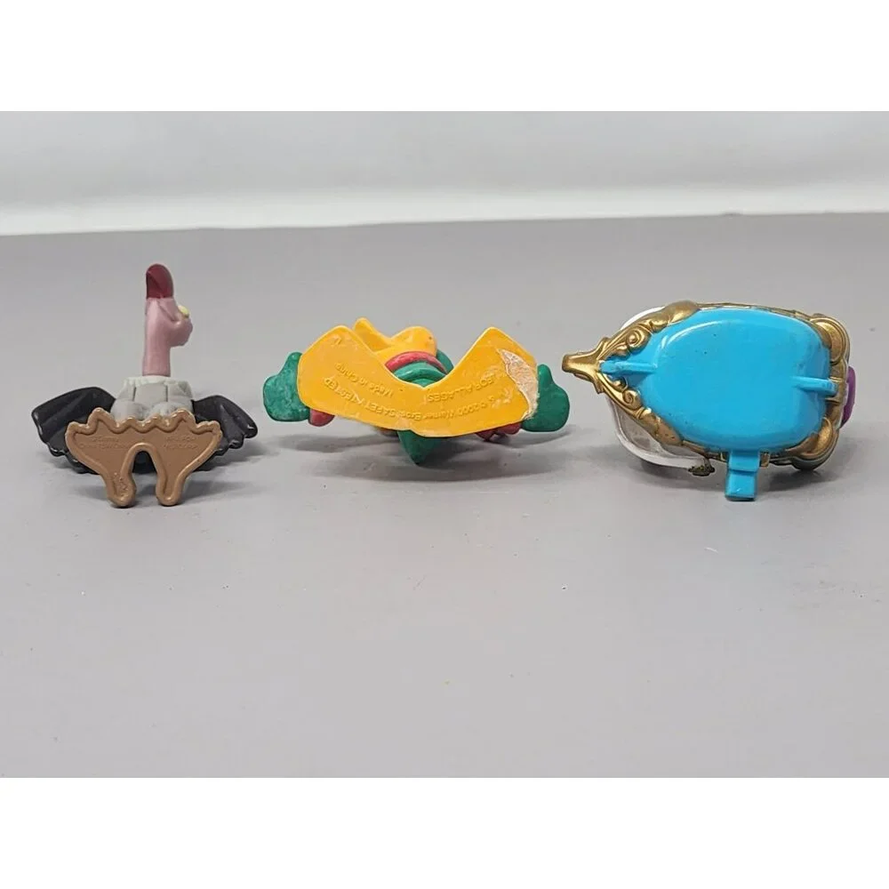 Vintage Warner Brothers/Disney/Unmarked Figures Featuring‎ Ship Duck & Vulture